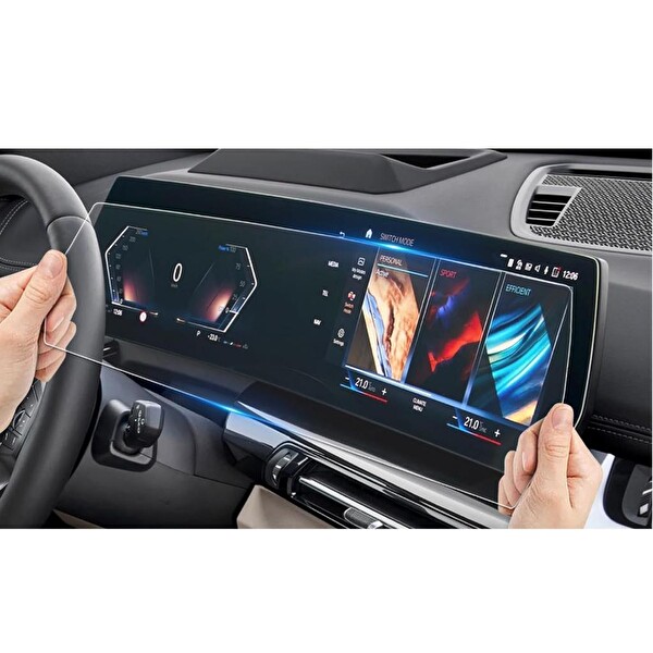 Engo BMW M135 Şeffaf Nano Tam Kaplama Tek Parça Ekran Koruyucu