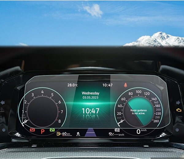 Rova Volkswagen Golf 8 Uyumlu Navigasyon ve Cockpit İçin Uyumlu Premium Nano Koruyucu