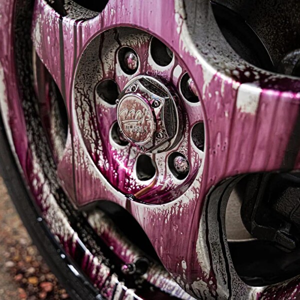 Gyeon Q²M Iron REDEFINED Demir Tozu Balata Tozu Temizleyici ve Pas Sökücü PH Nötr - 4000 ML