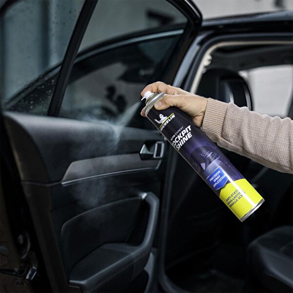Michelin MC34334 750ml Torpido ve Kokpit Parlatma ve Bakım Spreyi Gizemli Aroma
