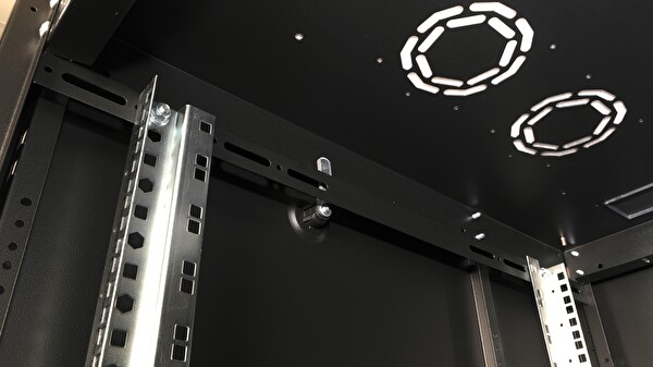 Lande Demonte 26U 600x800 Hyperline Dikili Tip Rack Kabinet Siyah Ön Cam Kapak Tekerlekli