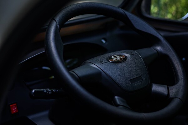 Regal Raptor K5 Van Elektrikli E-Car - 2023 Model