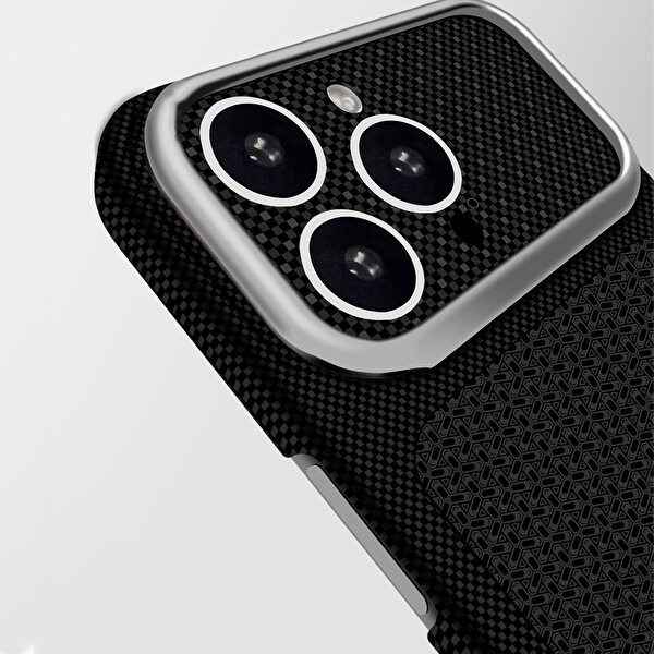 Başkenttekno iPhone 16 Pro Uyumlu Magsafe iPhone 18 Pro Max Görünümlü Karbon Fiber Görünümlü Dokulu Nexel Siyah