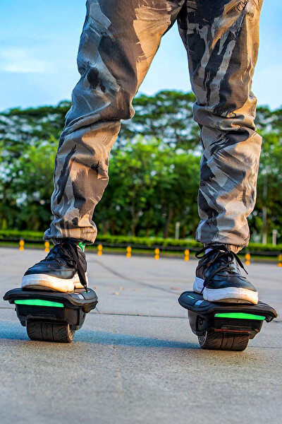 Laiser HS605 Led Işıklı 350W Elektrikli Paten Siyah