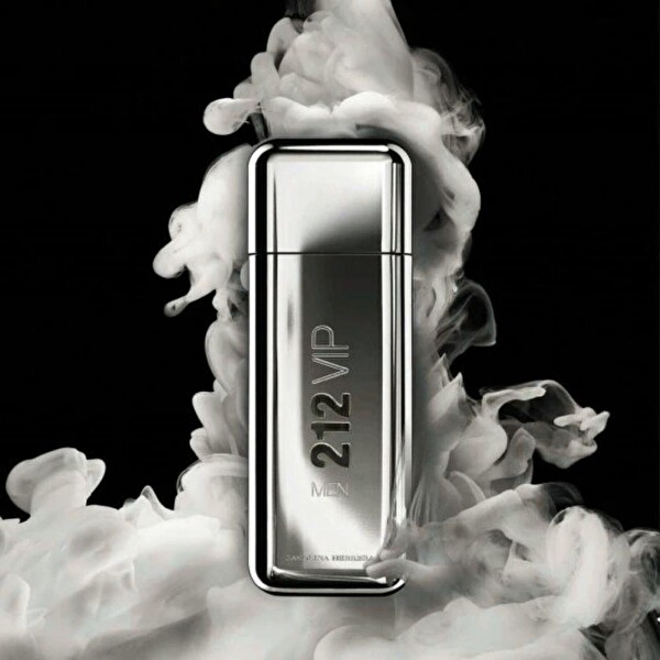 Carolina Herrera 212 Vip Men EDT 100 ml Erkek Parfümü