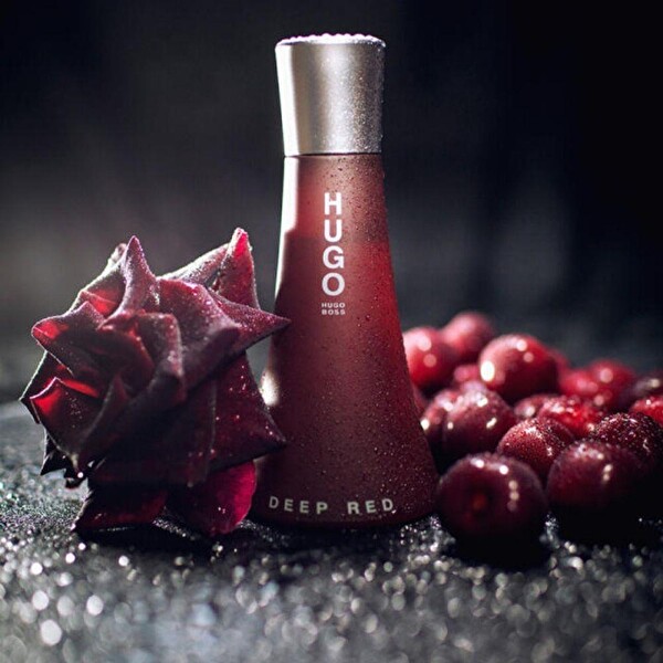 Hugo Boss Deep Red EDP 90 ml Kadın Parfümü