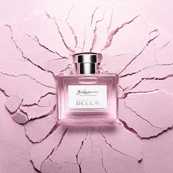 Baldessarini Bella EDP 50 ml + Mum 75 g Kadın Parfüm Seti