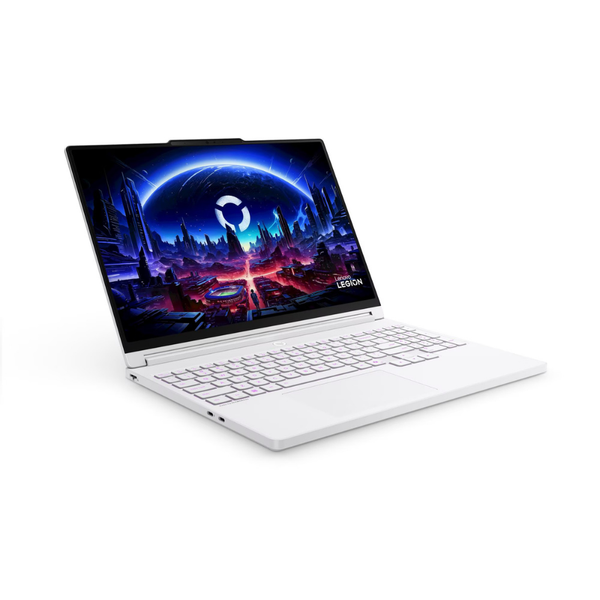 Lenovo Legion5 15IAX11 Core7-245HX 64 GB RAM 2 TB SSD RTX5060 15.3