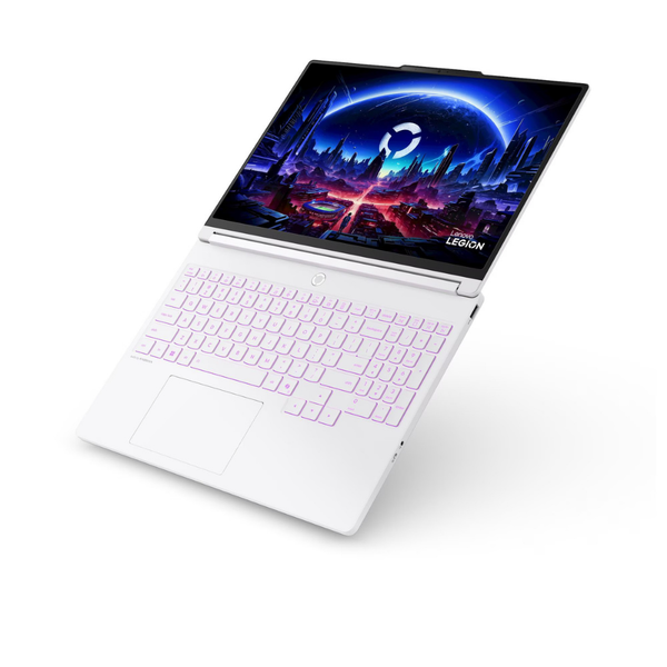 Lenovo Legion5 15IAX11 Core7-245HX 40 GB RAM 1 TB SSD RTX5060 15.3